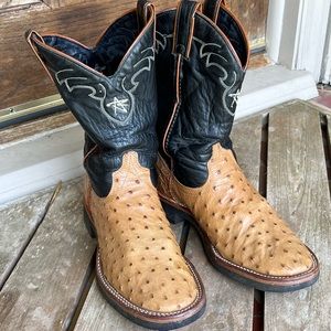 Genuine ostrich western boots. 8D
